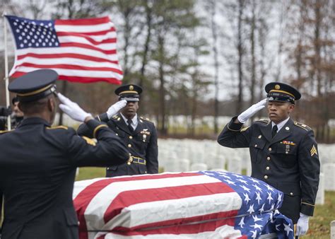 New York National Guard Provides Military Burial Services For 11045