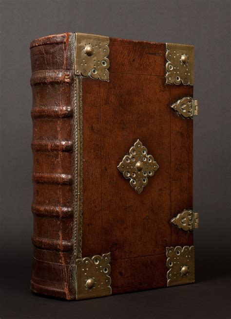 Leather Book Binding Diy Pin By Pat Hollenbeck On Diy Book Covers