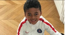 Hijo de Patrick Kluivert firmó contrato con Nike: Tiene 9 años y hace ...