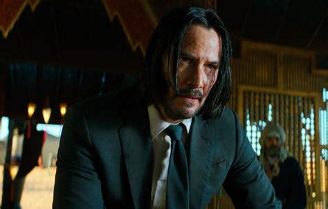 Keanu Reeves Le Abre La Cabeza A Un Hombre Por Error En El Set De John Wick Capítulo 4 ¡eso