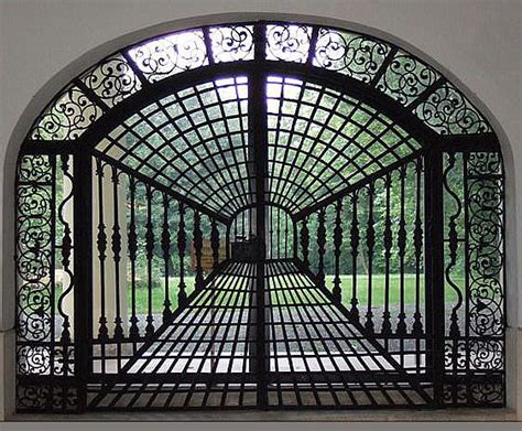 Maybe you would like to learn more about one of these? Gate to Garden, a photo from Vienna, East | TrekEarth ...