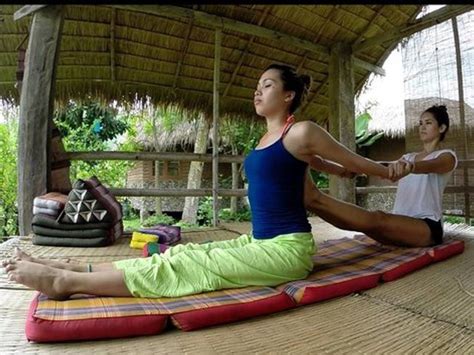 7 days thai massage raw food and yoga retreat in jamaica
