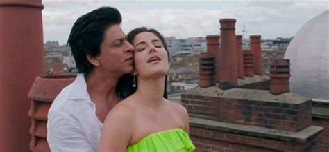 23goldenyearsofsrk Best Romantic Scenes Of Shah Rukh Khan Videos Ibtimes India