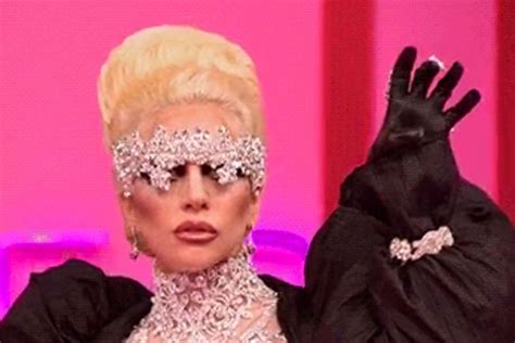 Rupaul S Drag Race Season 9 Premiere Recap Carson Kressley Dishes On Lady Gaga