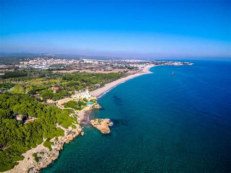 Bare It All Spanje S Top Naakt Stranden Resorts En Camp Sites