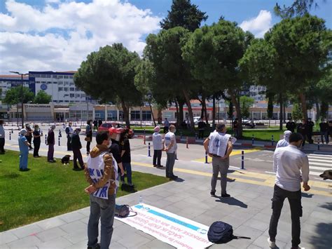 Şu anki rektörlük görevi prof. İzmir Şubemiz Ege Üniversitesi Tıp Fakültesi Hastanesi'nde ...