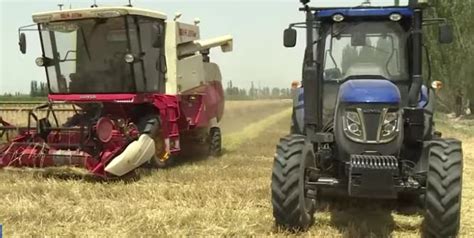 Lovols Combine Harvester For Farm Automation Robotic Gizmos