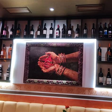 Das restaurant bietet 62 verschiedene gerichte und getränke zu einem durchschnittlichen preis von 7 € an. India Haus aus Potsdam Speisekarte