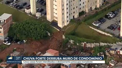 Chuva Derruba Muro De Prédio Na Zona Sul De Sp E Interdita Cinco Casas Vizinhas São Paulo G1