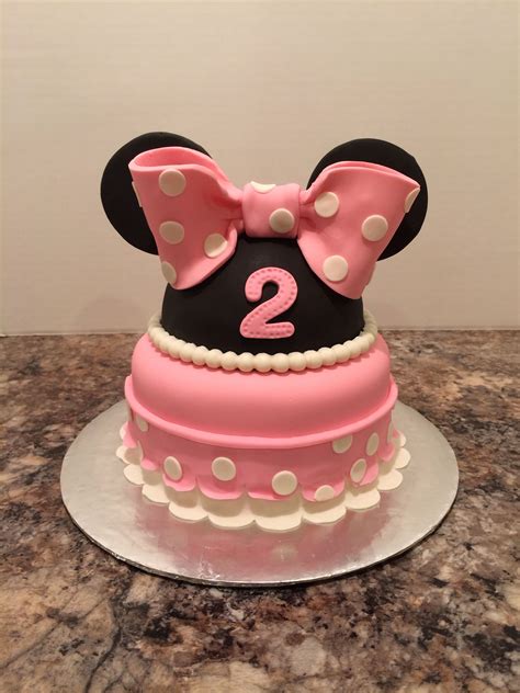 A Little Minnie Mouse Cake For My Baby Girls Birthday Cake Mouse