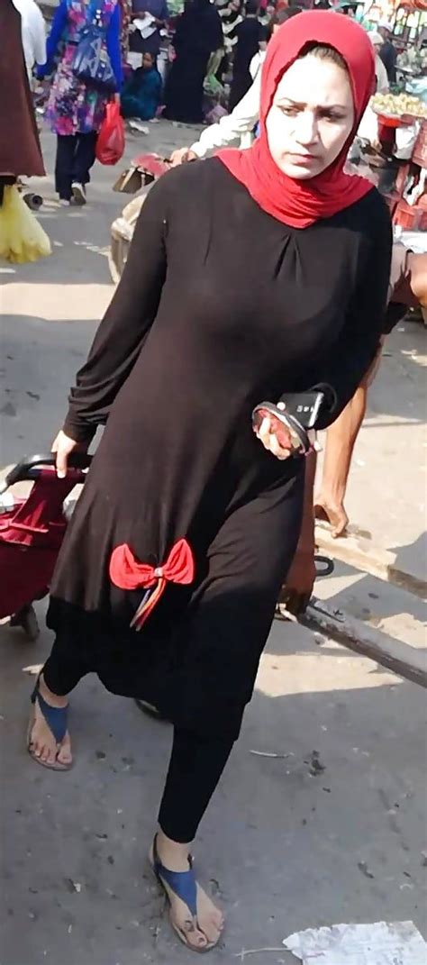 Pin By Dashing8dxb On Hijab Fashion Muslim Women Fashion Beautiful Muslim Women Muslim Girls