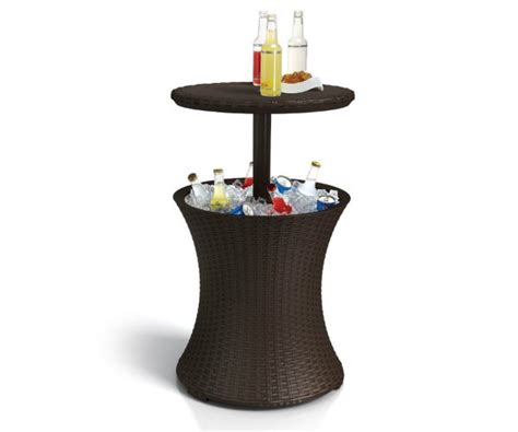It's perfect for backyard barbecues, patio parties or just lounging on your patio or by the pool. Keter Rattan Cooler Table - Barbecuebible.com
