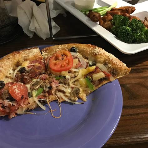 Unbiased Review Of Mellow Mushroom At The Island