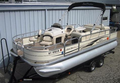 Sun Tracker Fishin Barge 21 Boats For Sale