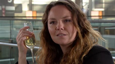 Eastenders Fans Brand Janines Return A Miracle As She Makes Huge Comeback Soaps Metro News