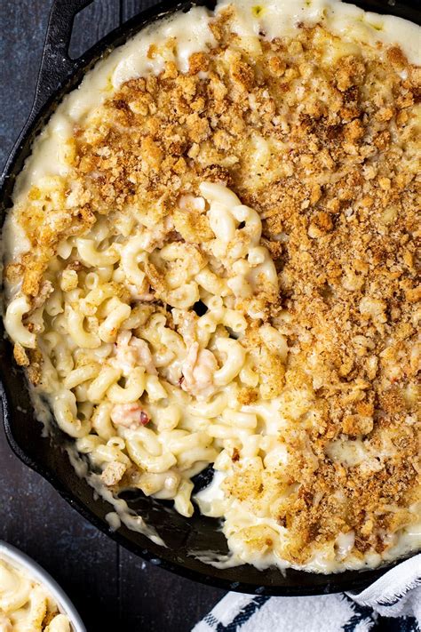 You can use any type of mac & cheese for this and if you're in a rush, check your deli counter. Skillet Lobster Mac and Cheese Recipe | Kitchen Swagger