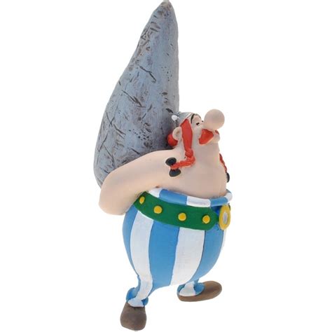 Obelix italian although he had only a minor role in the first adventure, obelix quickly became an essential character. Figurine de collection Plastoy Astérix Obélix portant un ...