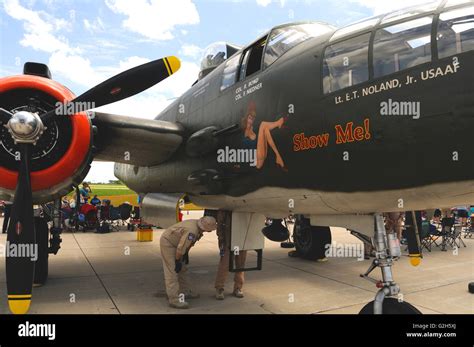 Aircraft Nose Art Hi Res Stock Photography And Images Alamy