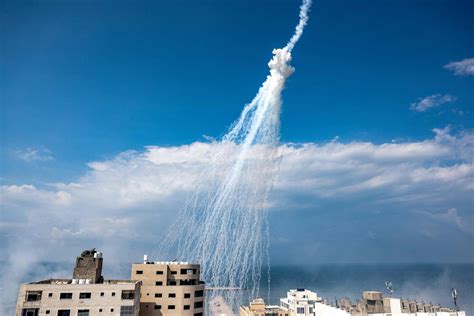 White Phosphorus Used By Israel In Gaza Strike Video Shows The