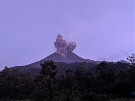 Indonesia Shuts Airport After Java Volcano Erupts