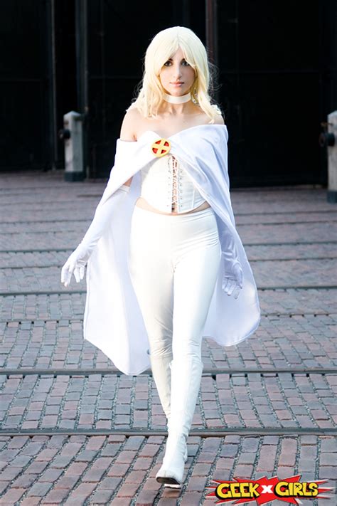 Emma Frost Cosplay