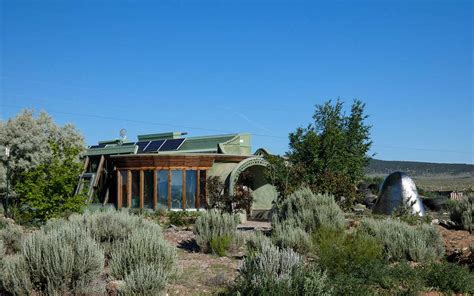 New Mexico Nomad Lifestyle Taos Earthships