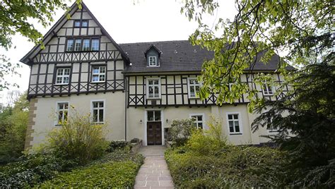 Kostenlos, schnell und einfach haus kaufen inserate aufgeben sofort online! Rittergut Haus Laer - historische Location in Bochum für ...