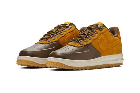 Along with a pop of periwinkle blue. Nike's Lunar Force 1 Duckboot Low Gears Up in "Desert ...