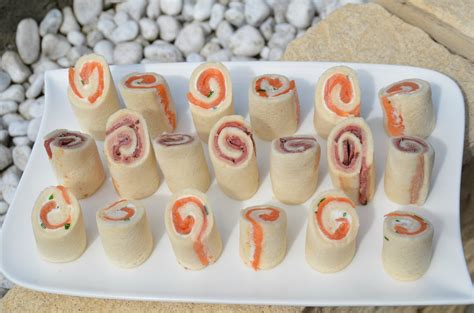 MINIS ROULES DE PAIN DE MIE