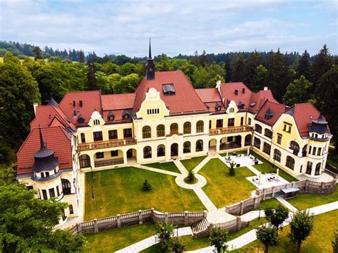 Schicke unterkunft im kurhotel und heilende kuren und den ort und die gegend entdecken auf eigene faust. RUBEZAHL-MARIENBAD SCHLOSS WELLNESS HOTEL: Bewertungen ...