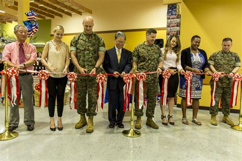 Mcas Iwakuni Opens New Commissary To Residents Marine Corps Air