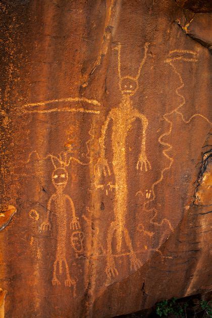 Rock Art Ancient Aliens Ancient Aliens Petroglyphs Art Ancient