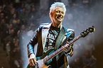 Adam Clayton wird 62: Unser Porträt über den U2-Bassisten | ROCK ANTENNE