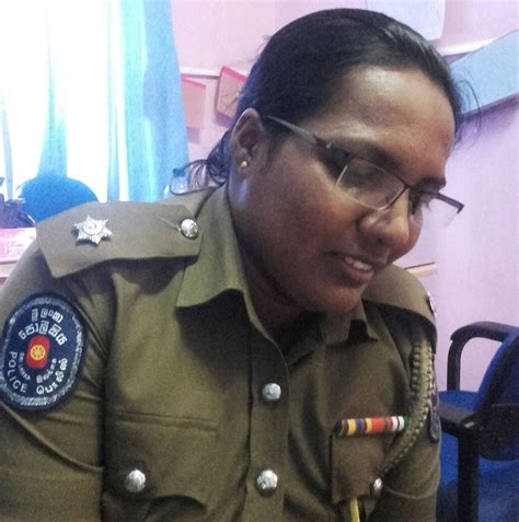 Beautiful Sri Lankan Police Women Police Women Black Is Beautiful Girl