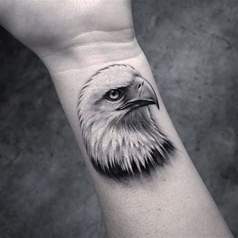 Adler In Der Galerie Der Woche Small Eagle Tattoo Cool Small Tattoos