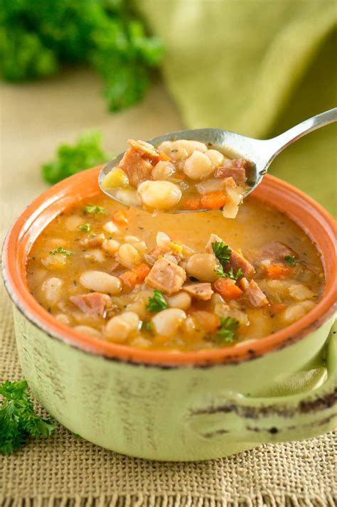 Usually people go for pinto beans but we love great northern what i truly love about bean soup is just how simple and budget friendly it is. Instant Pot Ham White Bean Soup | Delicious Meets Healthy
