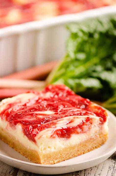 Strawberry Rhubarb Cheesecake Bars Laptrinhx News