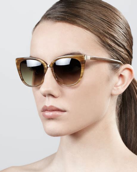 Beautifully Designed Sunglasses With Perfect Shape For This Summer