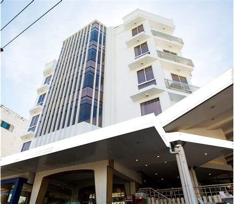 Flipper Lodge Hotel Updated 2021 Prices Reviews And Photos Pattaya