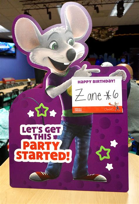 Bigger Better Birthday Parties At Chuck E Cheese Happiness Is Homemade