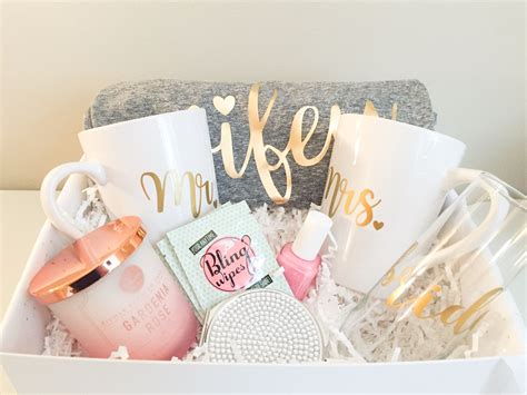 10 Trendy Bridal Shower T Ideas For Bride 2023