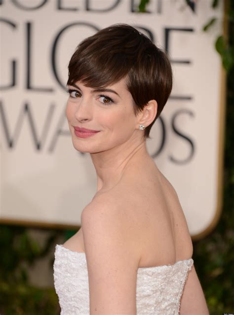 Anne Hathaway Best Supporting Actress Winner At Golden