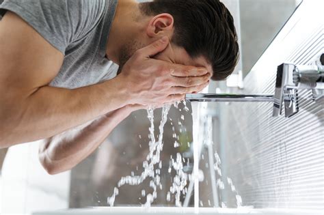 Youre Probably Washing Your Face Wrong Heres How To Do It Right