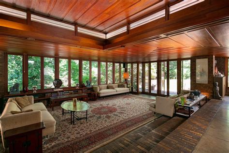 Frank Lloyd Wrights Iconic Sondern Adler House In Missouri Is Going Up