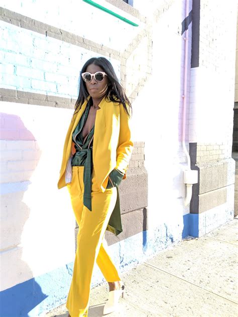 How To Rock The Bright Color Blocking Trend Like An Expert This Spring