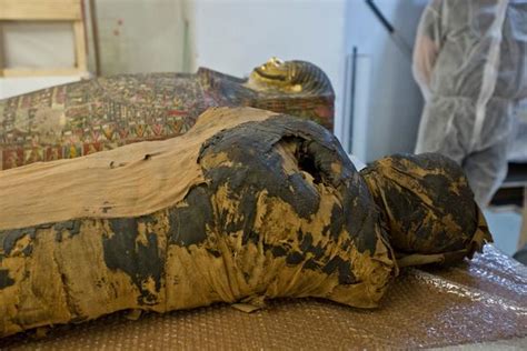 researchers shocked to discover 2 000 year old egyptian mummy was a pregnant woman cbs news