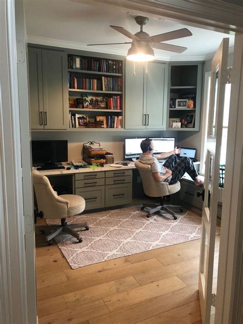 Pin By Ruthy Snasel On Home Decor Ideas Home Office Layouts Office