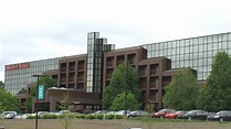 Embassy Suites in Livonia robbed at gunpoint by man wearing...