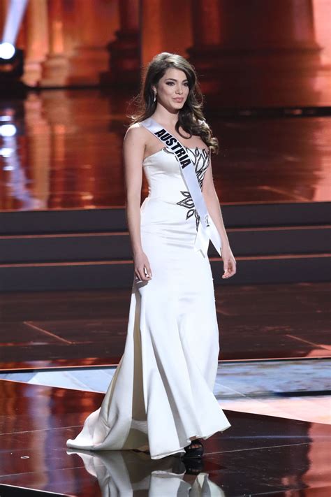 2015 (mmxv) was a common year starting on thursday of the gregorian calendar, the 2015th year of the common era (ce) and anno domini (ad) designations, the 15th year of the 3rd millennium. AMINA DAGI - Miss Universe 2015 Preliminary Round 12/16 ...