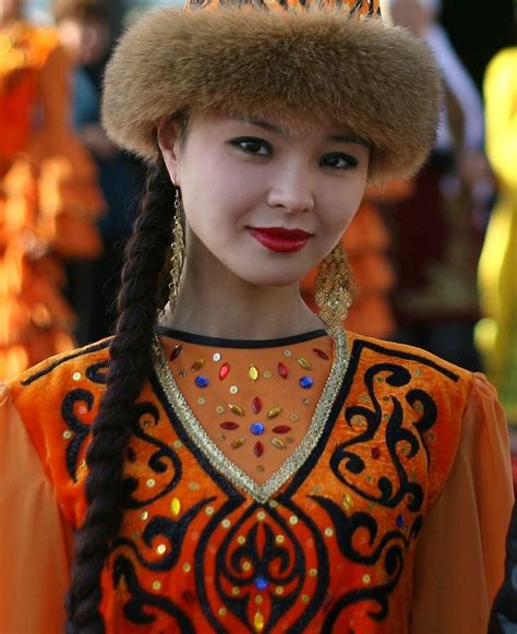 Национальные костюмы народов азии 85 фото